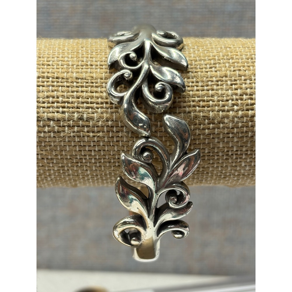 Brighton Silver Tone Hinged Open Bangle Bracelet Scroll Floral Vine Design